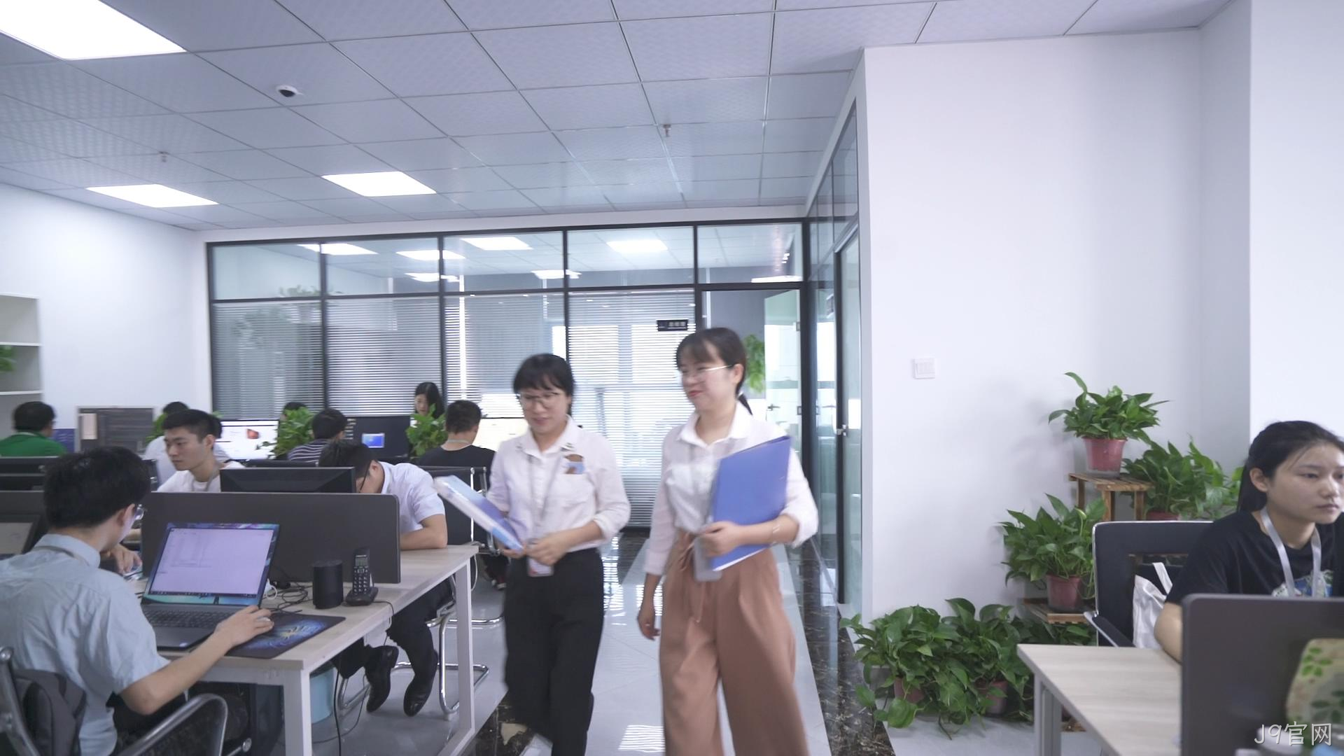 J9官网：18 年深耕，让企业数字化转型少走弯路