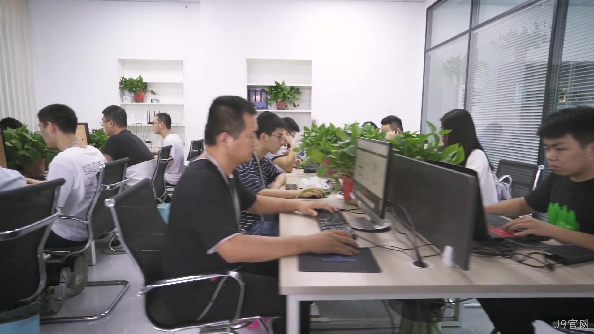 企业网站建设别踩坑！J9官网 11 年定制，让官网成为获客利器